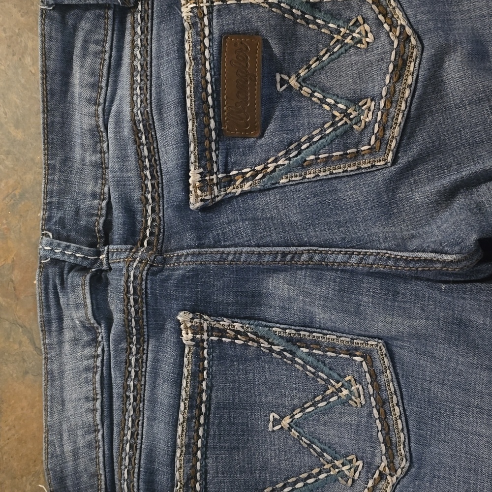 Wrangler Boot Cut Size 5/6 X 32 Jeans - Picture 7 of 7